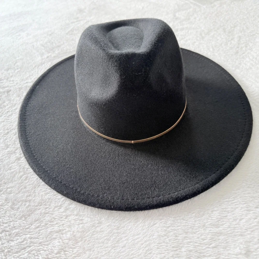 Windsor Black Wide Brim Fedora Hat Gold Metallic Band One Size NEW